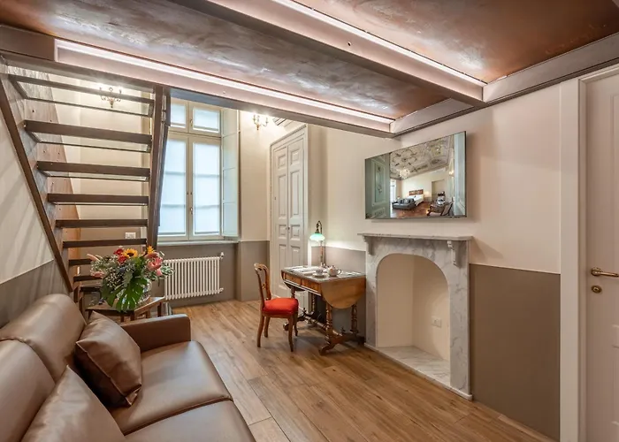 Hotel Roma E Rocca Cavour